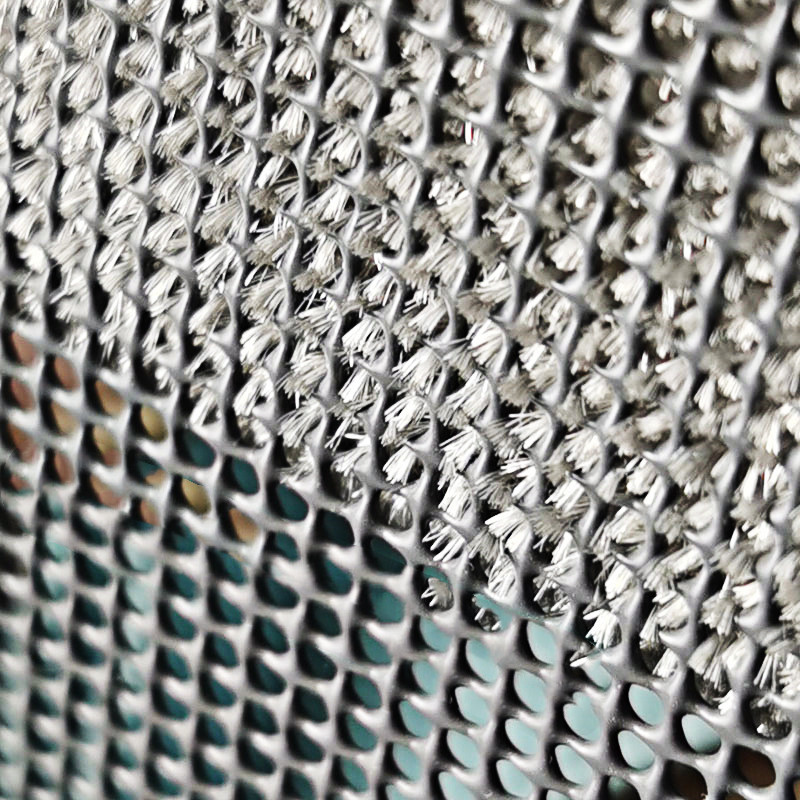 Dual-Purpose Mesh Cleaning Brush